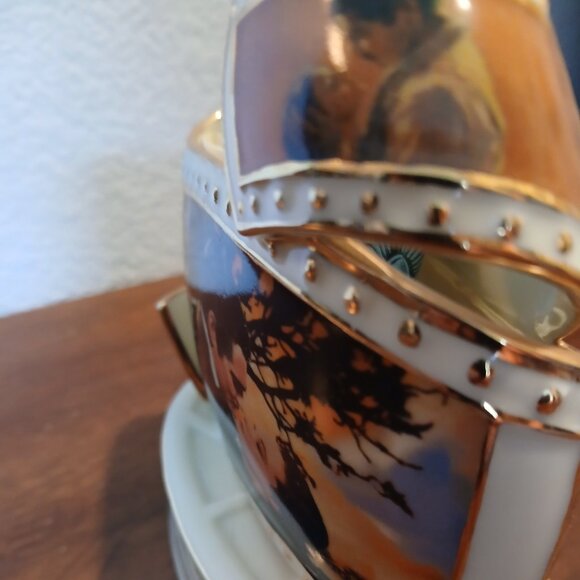 Bradford Exchange "Love's Embrace" Gone With The Wind - Picture 2 of 8